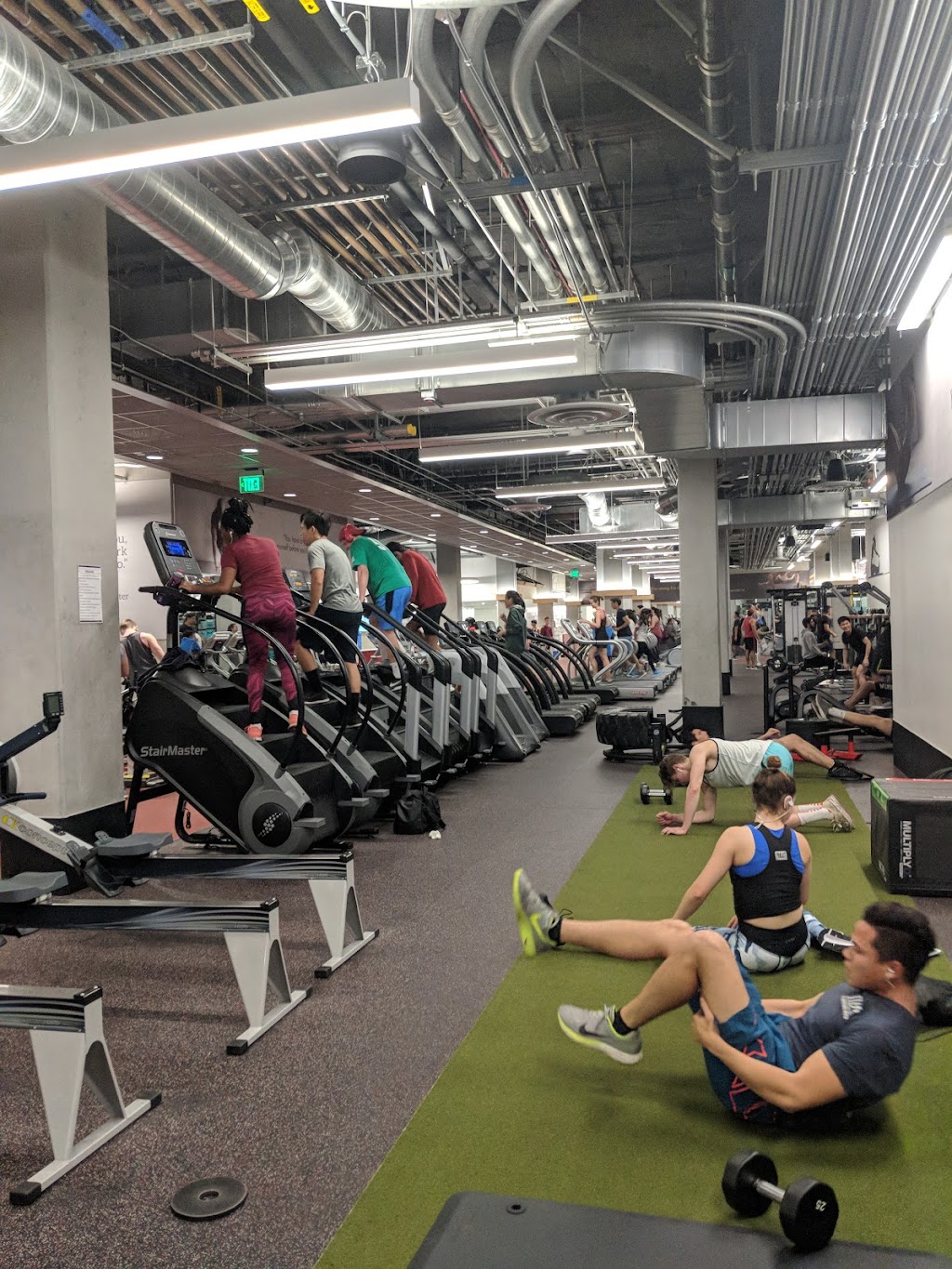 USC Village Fitness Center | 929-959 W Jefferson Blvd, Los Angeles, CA 90007, USA | Phone: (213) 764-7940