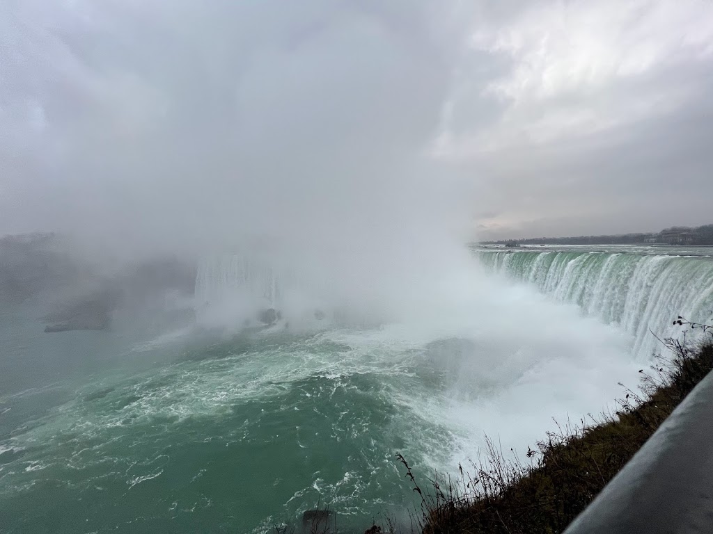 Enjoy the Beauty of the Falls | 7745 Pender St, Niagara Falls, ON L2G 0H3, Canada | Phone: (905) 359-9504