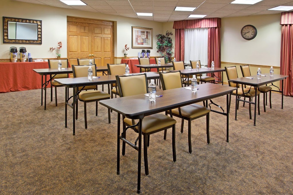 Holiday Inn Express Murrysville-Delmont, an IHG Hotel | 6552 US-22, Delmont, PA 15626 | Phone: (724) 468-1050