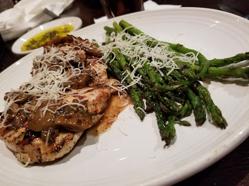 Carrabbas Italian Grill | 931 N State Rd 434, Altamonte Springs, FL 32714, USA | Phone: (407) 788-4222