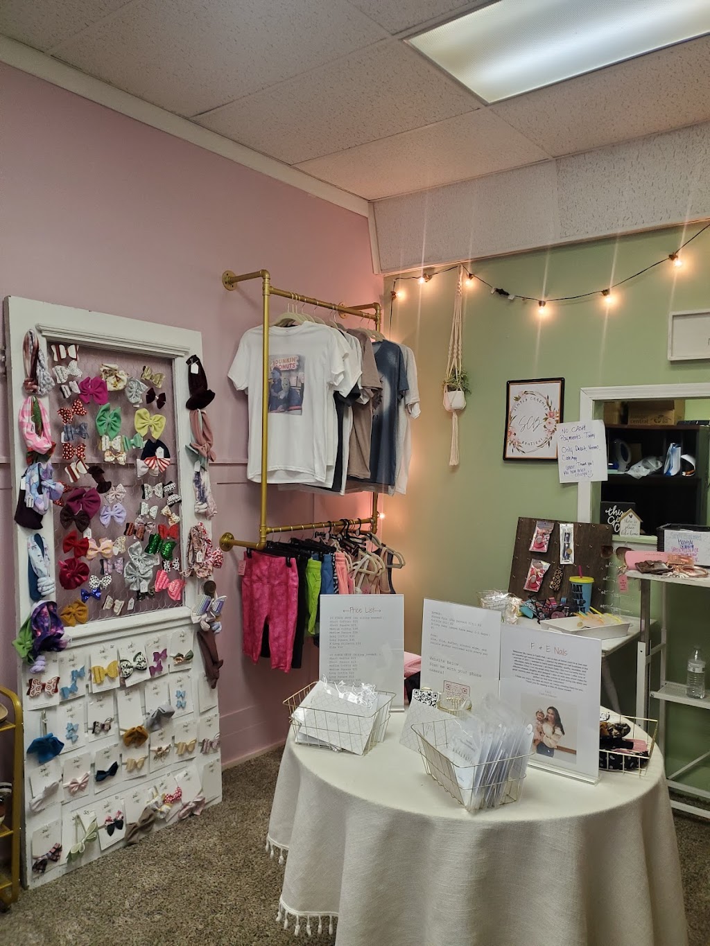 Simply Charmed Boutique | 145 S Fulton St, Wauseon, OH 43567, USA | Phone: (567) 686-7001