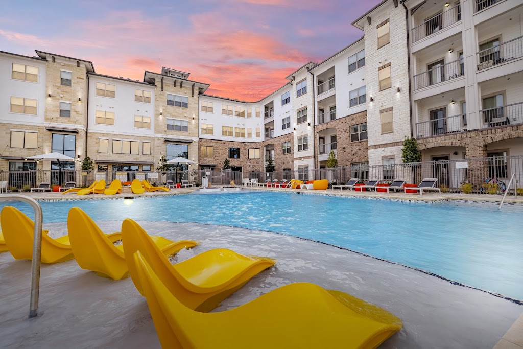 Solay Fort Worth Apartments | 8900 Harmon Rd, Fort Worth, TX 76177, USA | Phone: (817) 904-9414