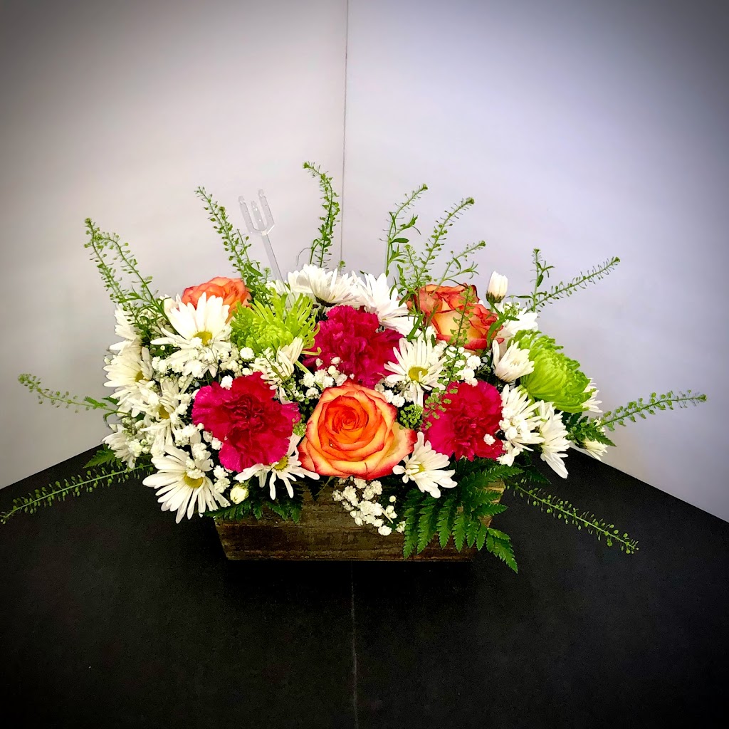 Connys Flower Shop | 408 Washington St, Holliston, MA 01746, USA | Phone: (508) 429-1406