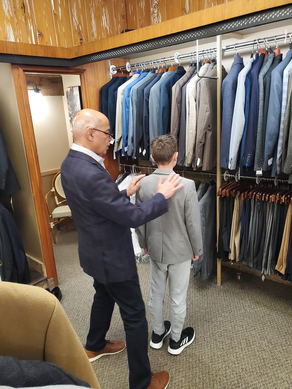 Berks Menswear & Tuxedo Shop | 12210 St, US-30, Irwin, PA 15642, USA | Phone: (724) 863-6200