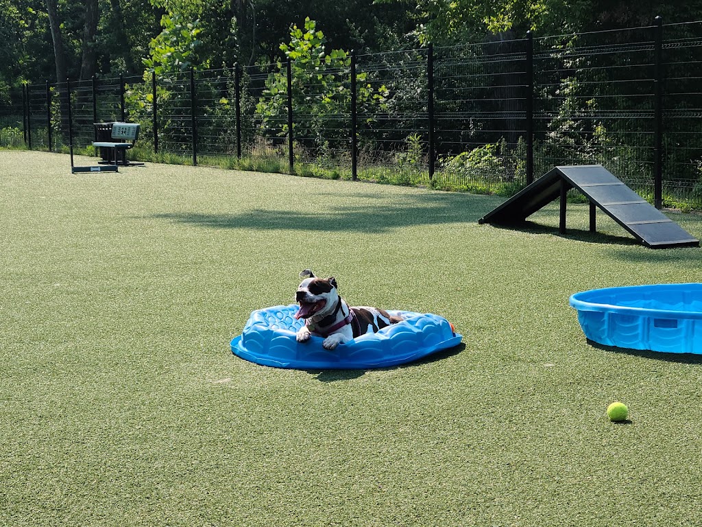 Brent Leh Dog Park | 328 Olive St, Edwardsville, IL 62025, USA | Phone: (618) 692-7538