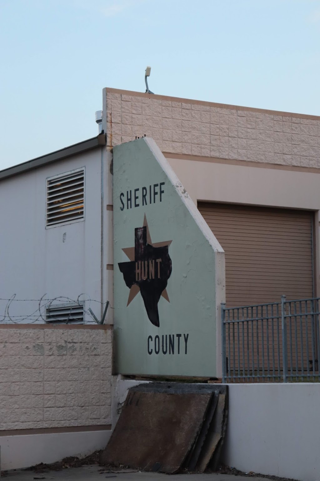 Hunt County Sheriff’s Department | 2801 Stuart St, Greenville, TX 75401, USA | Phone: (903) 453-6800