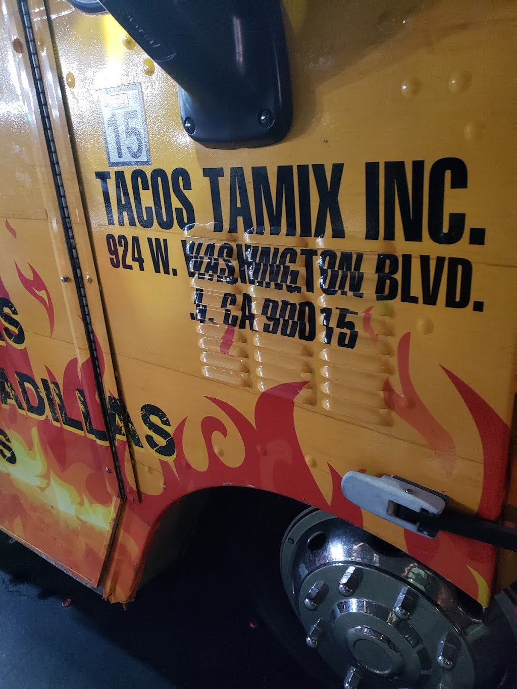 Tacos Tamix Truck #3 | 1510 S Santa Fe Ave, Los Angeles, CA 90021, USA | Phone: (323) 743-5206