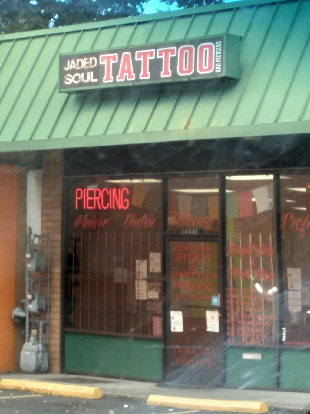 Velvet Elvis Piercing | 14441 SE Division St, Portland, OR 97236, USA | Phone: (503) 408-6949