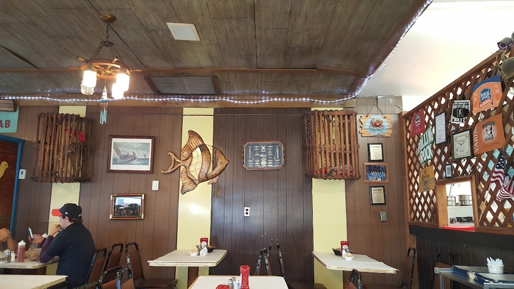 Under the Pier | 7600 Bristol Pike, Levittown, PA 19057, USA | Phone: (215) 945-9967