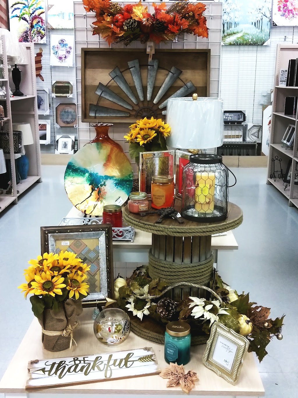 Blissfield Antiques Mall | 103 W Adrian St, Blissfield, MI 49228, USA | Phone: (517) 486-2236