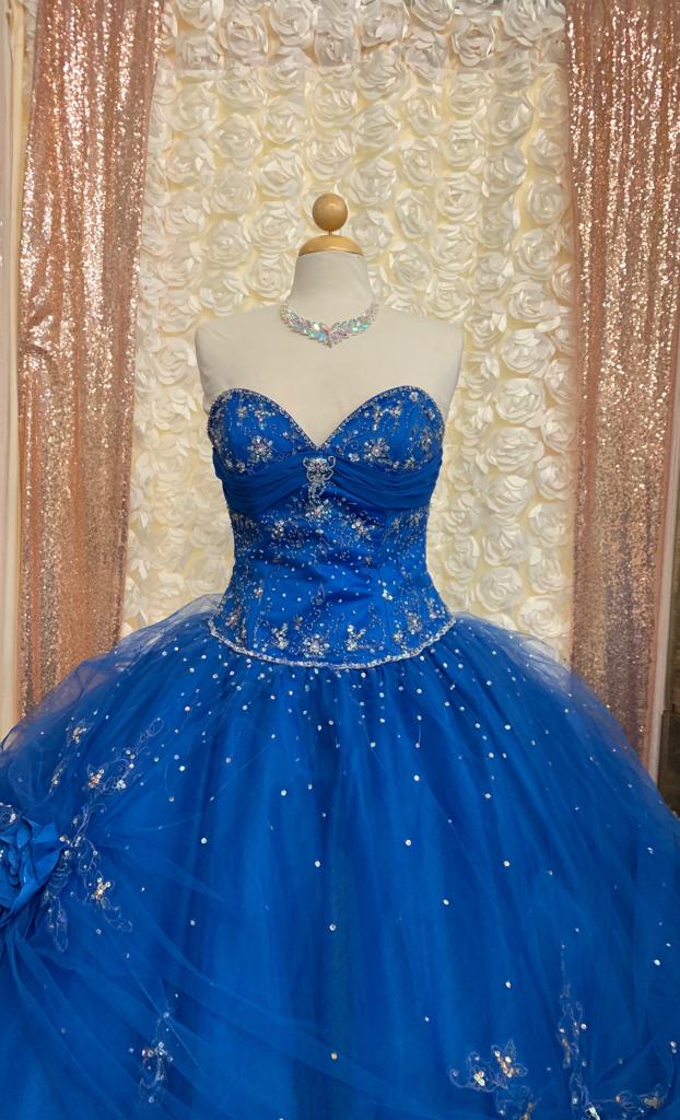 Forever Quinceaneras & Bridal Studio | 7155 Thornton Ave, Newark, CA 94560, USA | Phone: (510) 565-1074