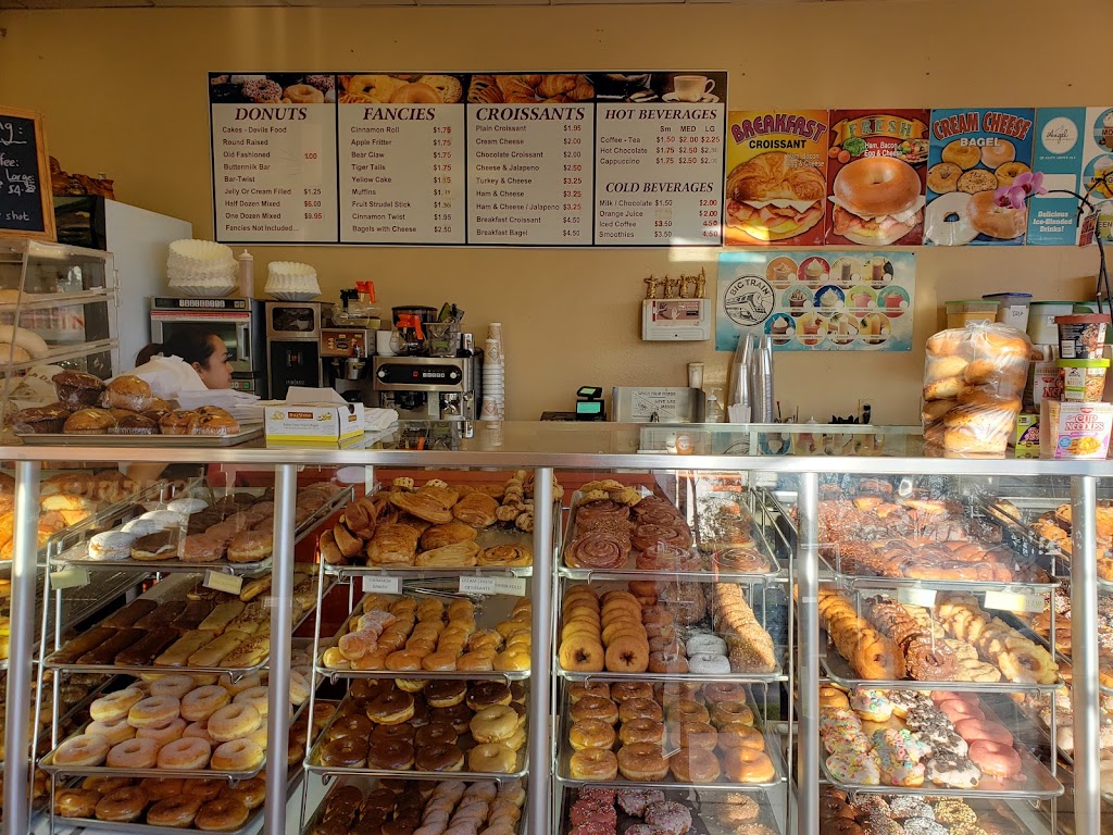 Manna Donuts | 16377 Harbor Blvd, Fountain Valley, CA 92708, USA | Phone: (714) 775-3789