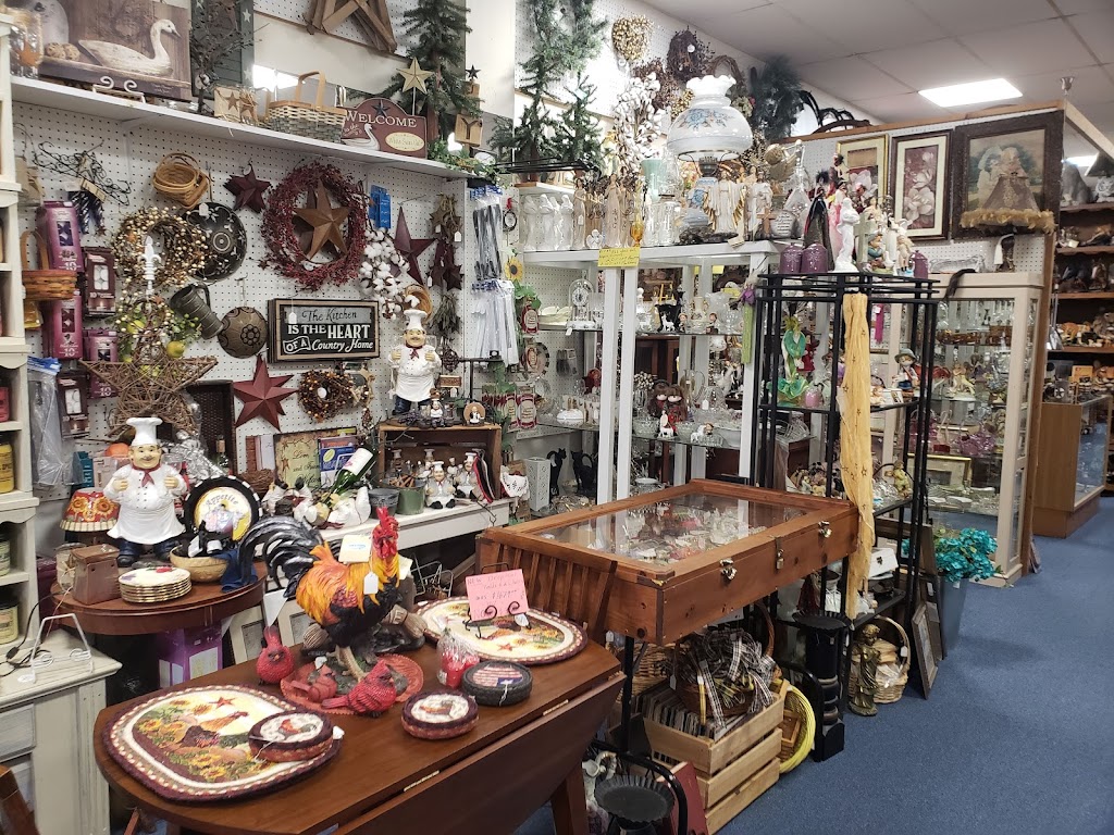 Craft & Antique Mall | 60 Airport Plz, Bethalto, IL 62010, USA | Phone: (618) 377-9307