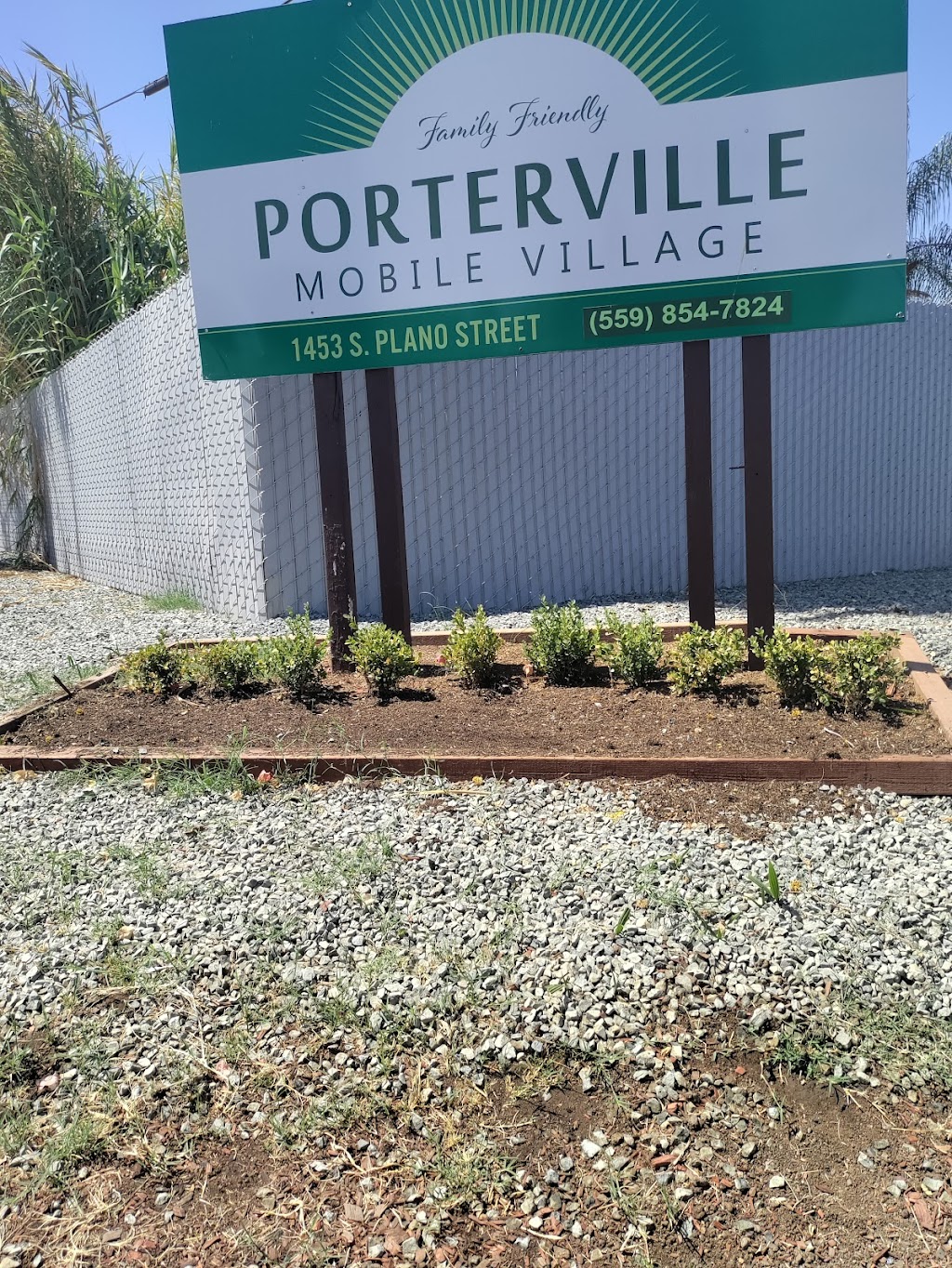 Porterville Mobile Village | 1453 S Plano St, Porterville, CA 93257, USA | Phone: (559) 854-7824