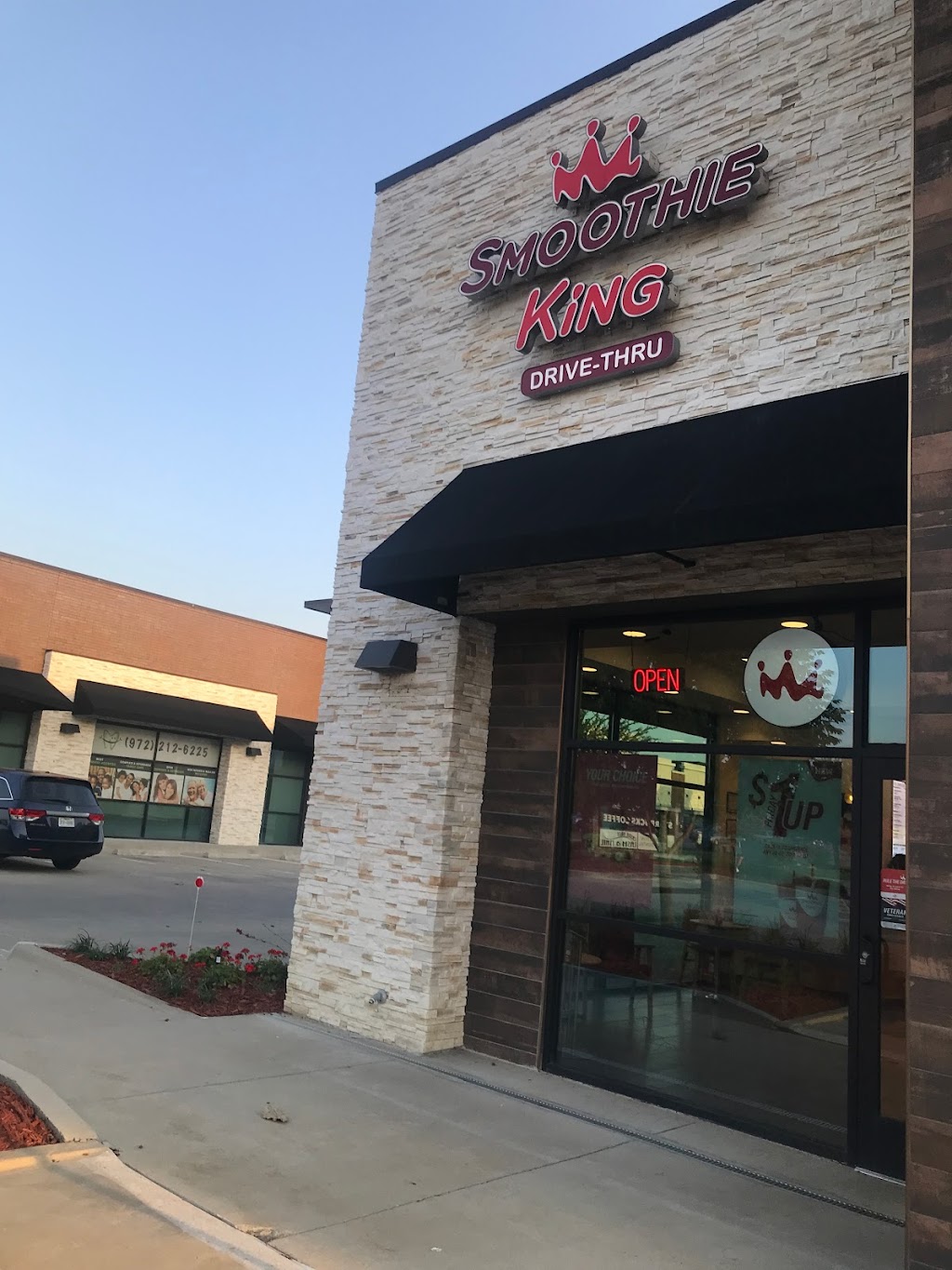 Smoothie King | 1517 W Hebron Pkwy #100, Carrollton, TX 75010, USA | Phone: (972) 300-0127