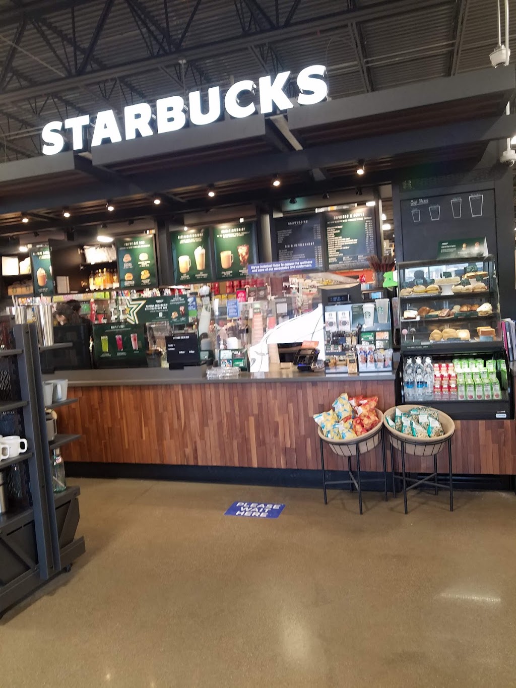 Starbucks | 1700 Cedar St, Fremont, OH 43420, USA | Phone: (419) 332-7985