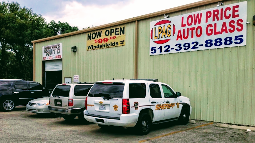 Low Price Auto Glass | 1802 N Interstate 35, San Marcos, TX 78666, USA | Phone: (512) 392-8885