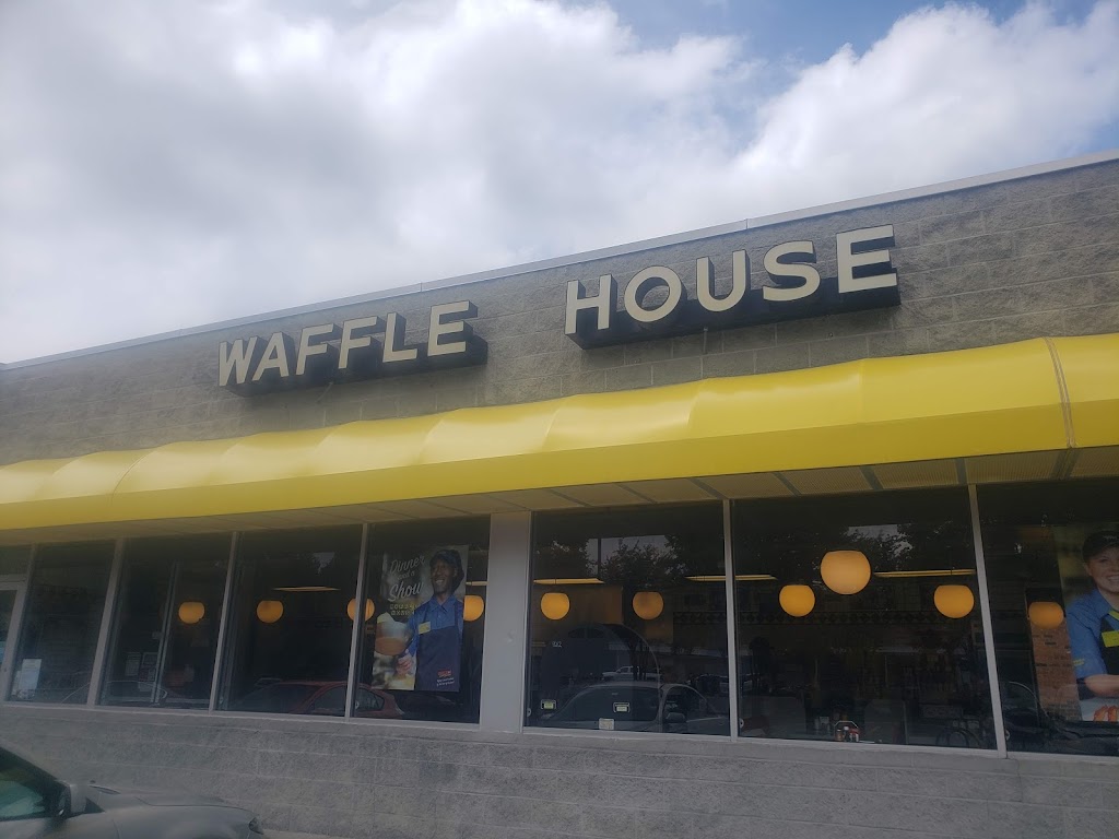 Waffle House | 3251 Western Branch Blvd, Chesapeake, VA 23321, USA | Phone: (757) 483-6264