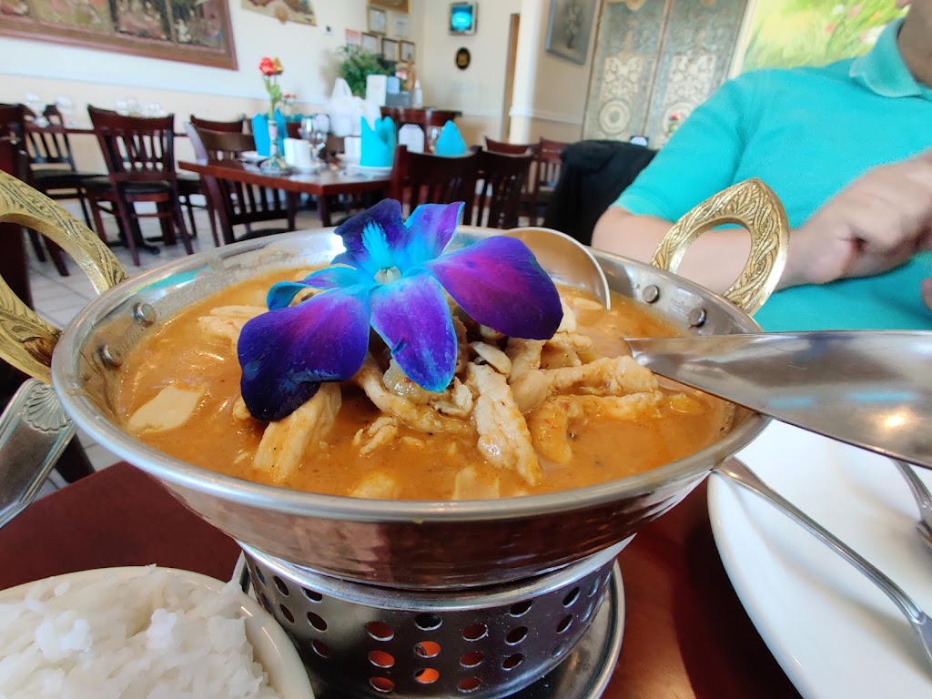 THAI LOTUS Thai Cuisine | 2240 US-130, North Brunswick Township, NJ 08902, USA | Phone: (732) 422-9200