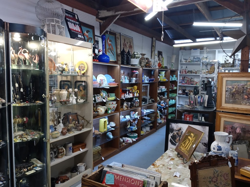 Feed Store Antique Mall | 4407 U.S. 301 North, Ellenton, FL 34222, USA | Phone: (941) 729-1379