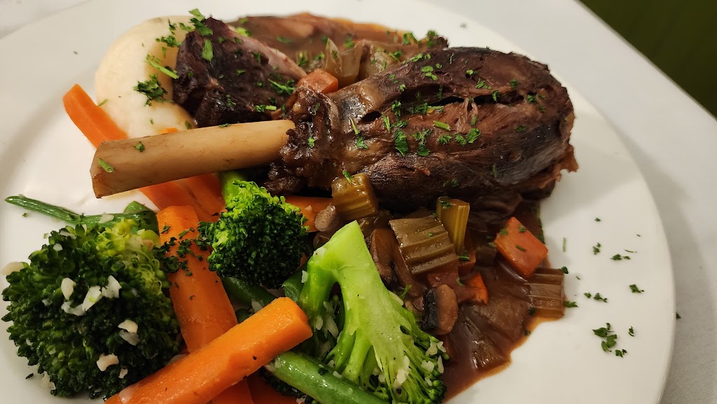 Laras Fine Dining | 1900 Esplanade Dr, Richmond, CA 94804, USA | Phone: (510) 234-1860