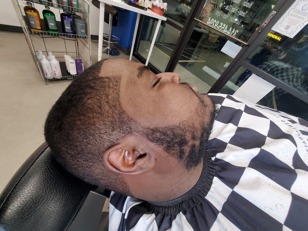 Style & Fade Salon & Barbershop | 3191 Ashby Rd Ste # 5, St Ann, MO 63074, USA | Phone: (314) 455-9294