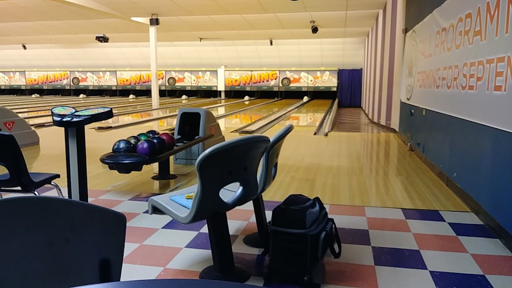 T-Bowl Lanes Inc | 300 Preakness Shopping Center, Wayne, NJ 07470, USA | Phone: (973) 694-5800