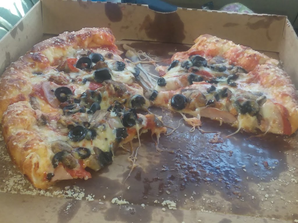 Georgios Oven Fresh Pizza Co | 518 Water St, Chardon, OH 44024, USA | Phone: (440) 286-3444
