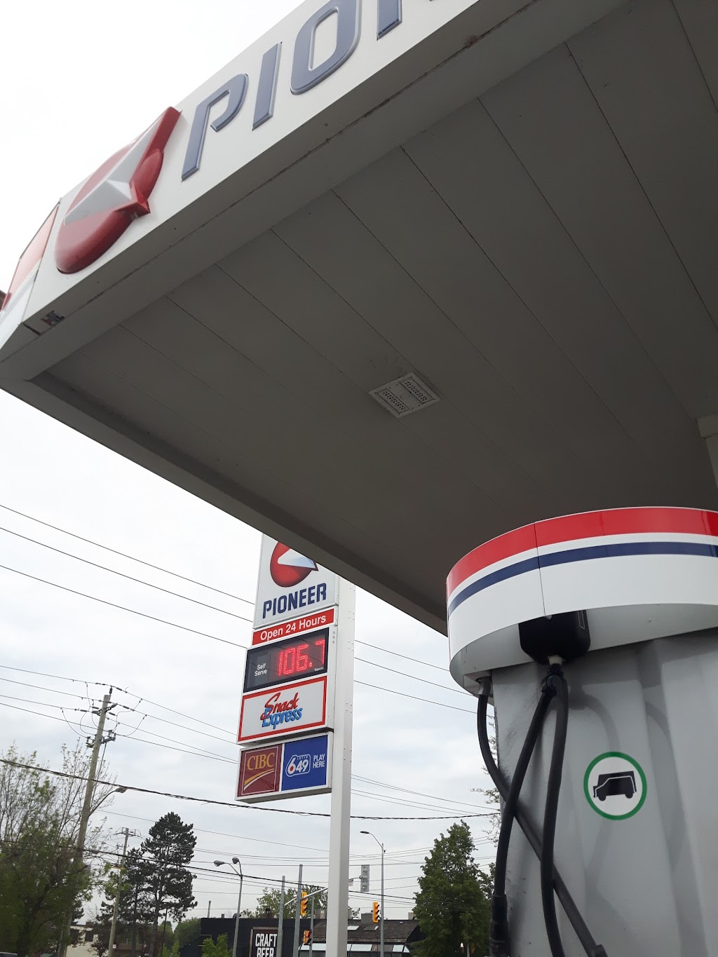 Pioneer - Gas Station | 383 Ontario St, St. Catharines, ON L2R 5L3, Canada | Phone: (905) 684-4955