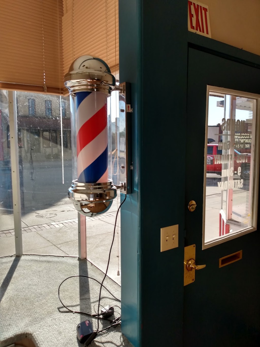 Sgt. LaPerles Barber Shop | 127 1/2, 127 N Main St, Hillsboro, KS 67063, USA | Phone: (316) 350-6509