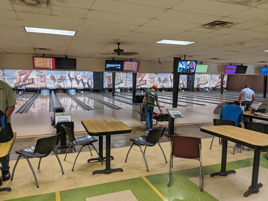 Sunset Bowling Lanes | 1304 Texas Hwy 123, San Marcos, TX 78666, USA | Phone: (512) 396-2334