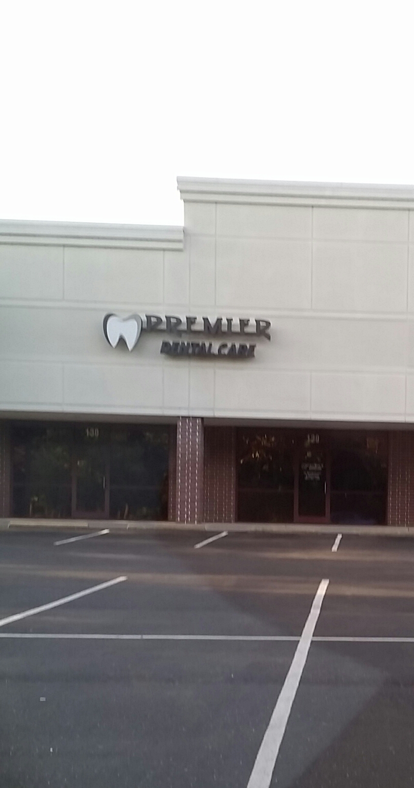 Dr. Ashraf A. Husein, DDS in 1207 Macon View Dr, Cordova, TN 38018, USA