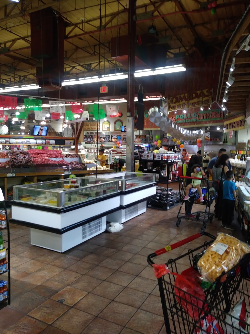 Los Altos Ranch Market | 6730 W Camelback Rd, Glendale, AZ 85303, USA | Phone: (623) 846-4447