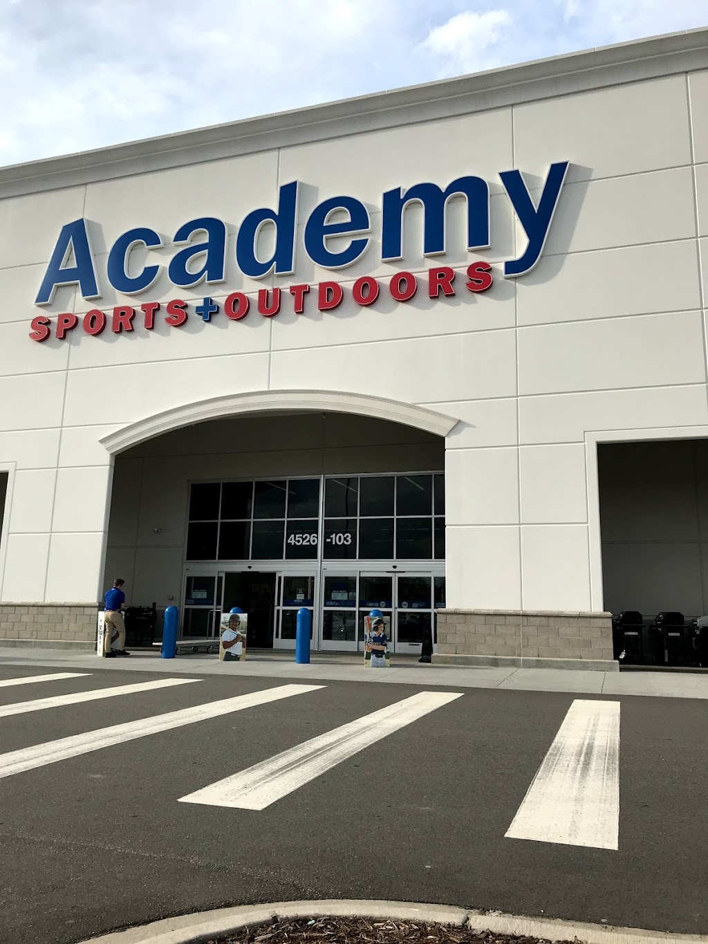 Academy Sports + Outdoors | 4526 W Wendover Ave, Greensboro, NC 27409, USA | Phone: (336) 632-3100