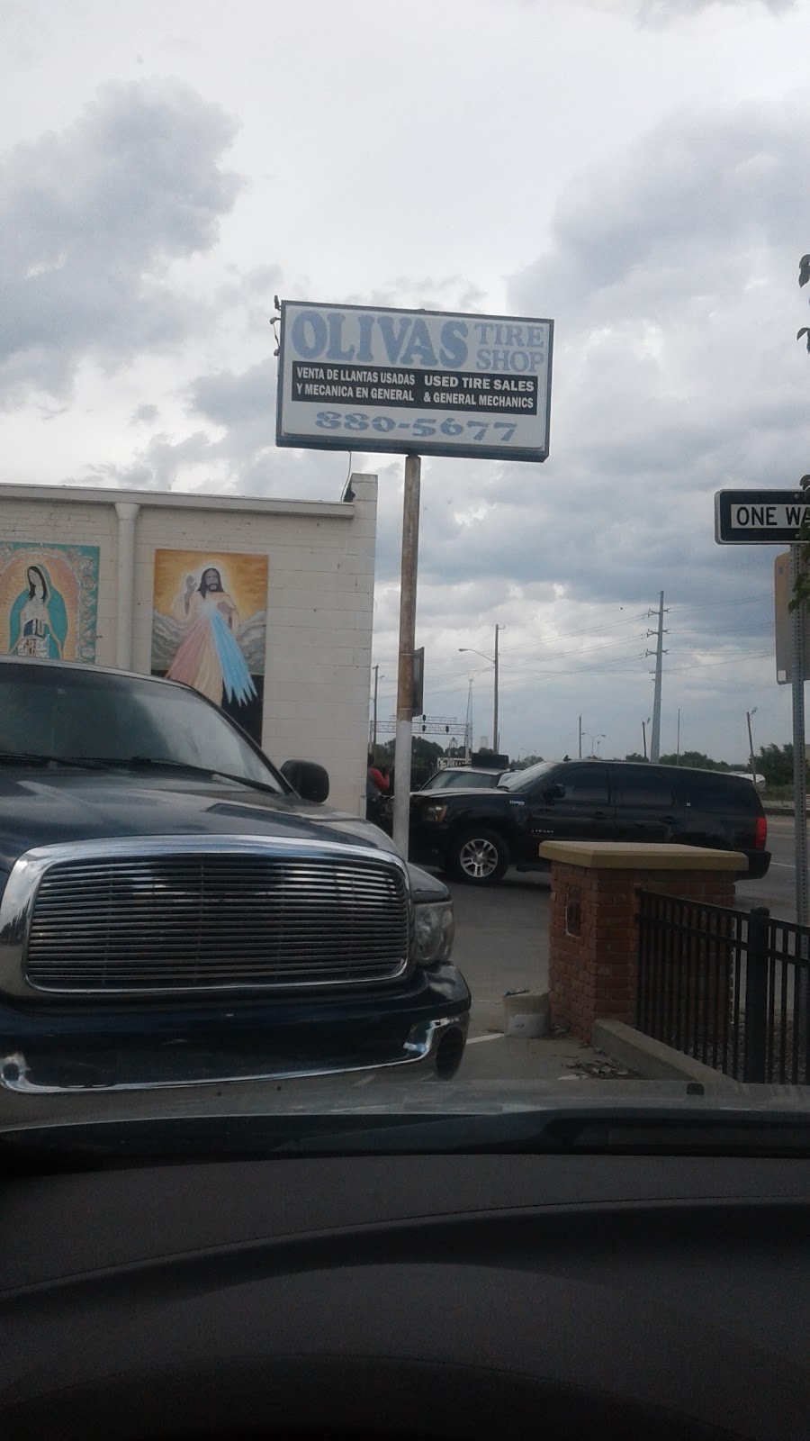 Olivas Tire Shop - car repair  | Photo 4 of 10 | Address: 2211 N Broadway, Wichita, KS 67219, USA | Phone: (316) 880-5677