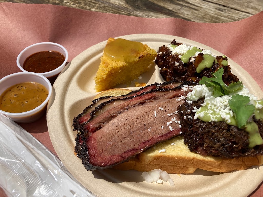 Leroy and Lewis Barbecue | 121 Pickle Rd, Austin, TX 78704, USA | Phone: (512) 945-9882