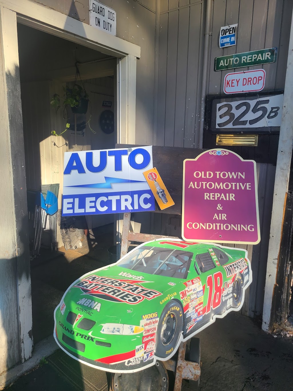 Old Town Auto Repair & Air Conditioning INC | 325 Pleasant Ave unit B, Auburn, CA 95603, USA | Phone: (530) 885-5572