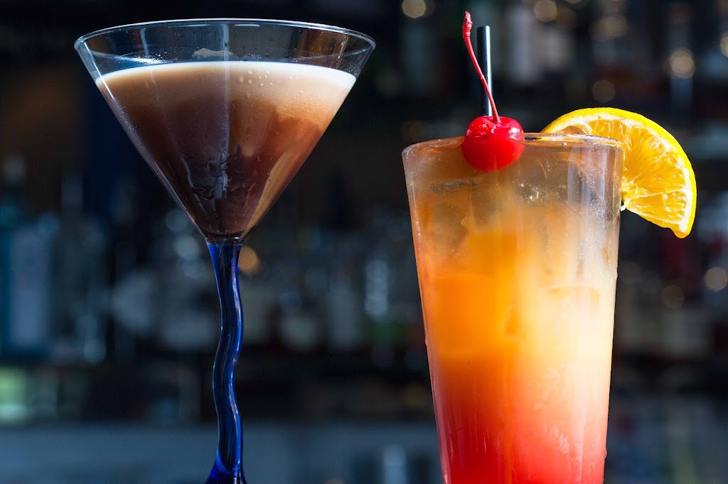 Beach Sports Grill & Bar | 8022 Limonite Ave Suite 113, Riverside, CA 92509, USA | Phone: (951) 360-4700