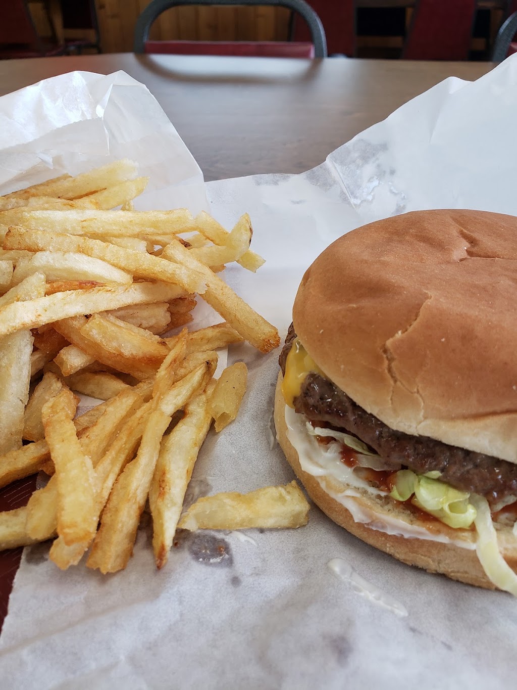 Burgers N More | 902 S Hickory St, Sapulpa, OK 74066, USA | Phone: (918) 224-7770