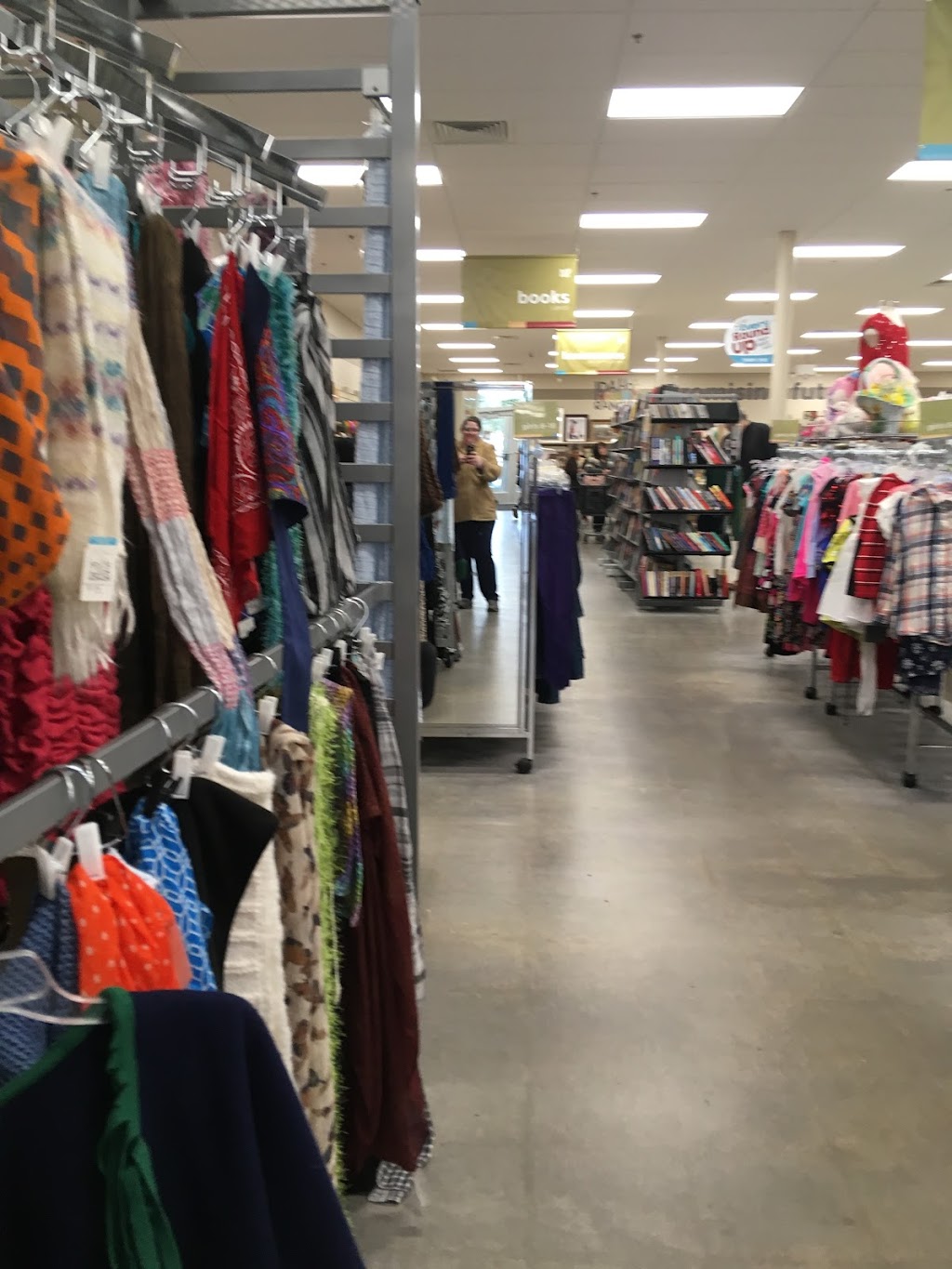 Idaho Youth Ranch Thrift Store | 10485 Fairview Ave, Boise, ID 83704, USA | Phone: (208) 322-3610