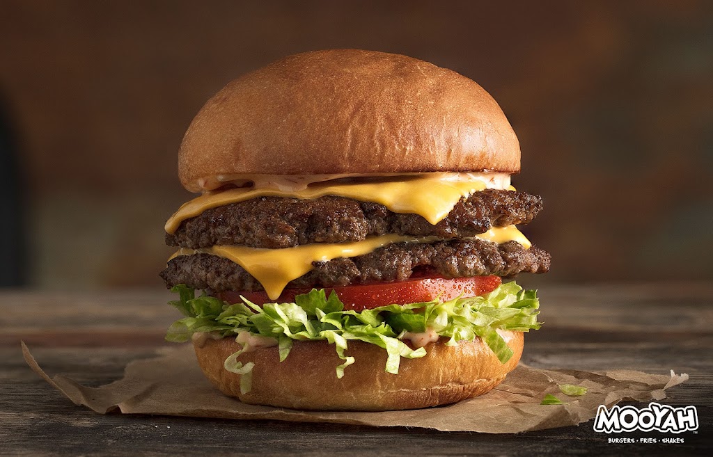 MOOYAH Burgers, Fries & Shakes | 2706 Cabelas Pkwy Ste 140, Gonzales, LA 70737, USA | Phone: (225) 390-1062