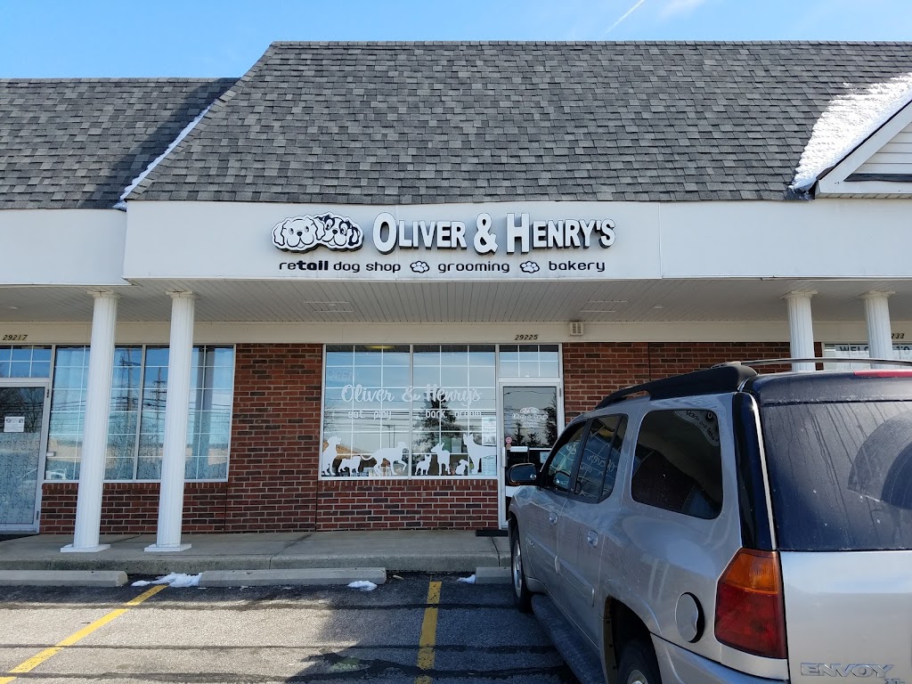 Oliver & Henrys Retail Dog Shop | 29225 Center Ridge Rd, Westlake, OH 44145, USA | Phone: (440) 892-3647