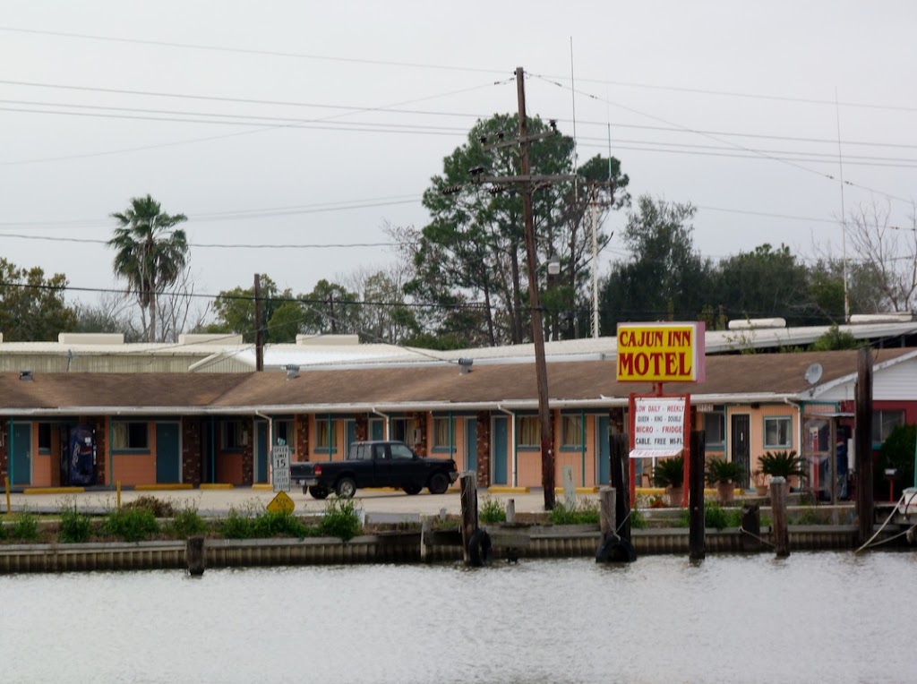 Cajun Inn Motel | 18820 W Main St, Galliano, LA 70354, USA | Phone: (985) 475-5677