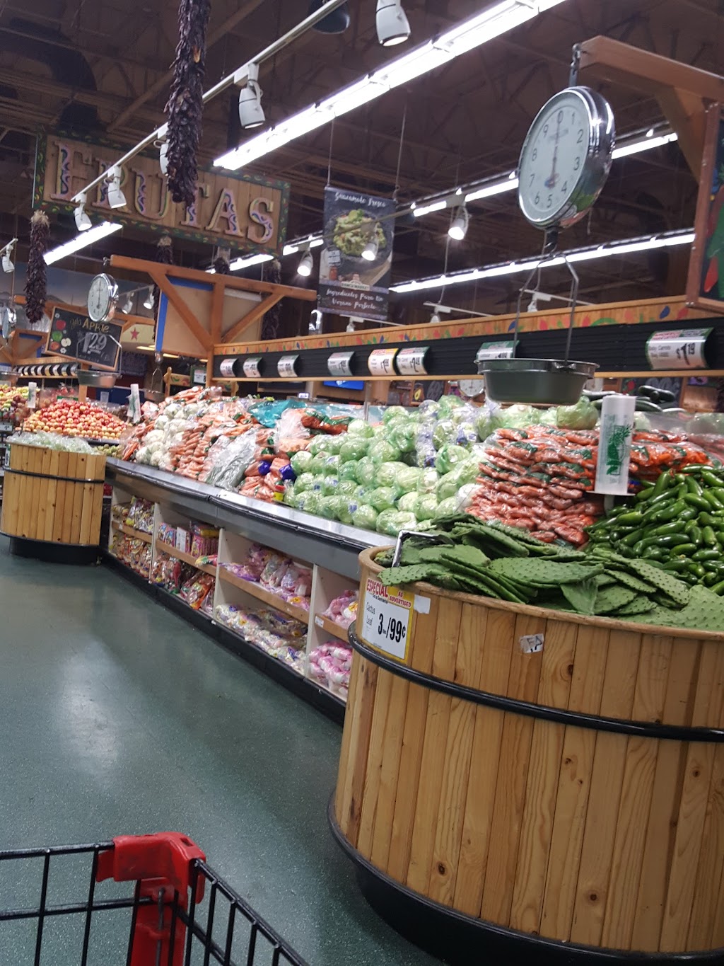 Los Altos Ranch Market | 3223 W Indian School Rd, Phoenix, AZ 85017, USA | Phone: (602) 264-8002