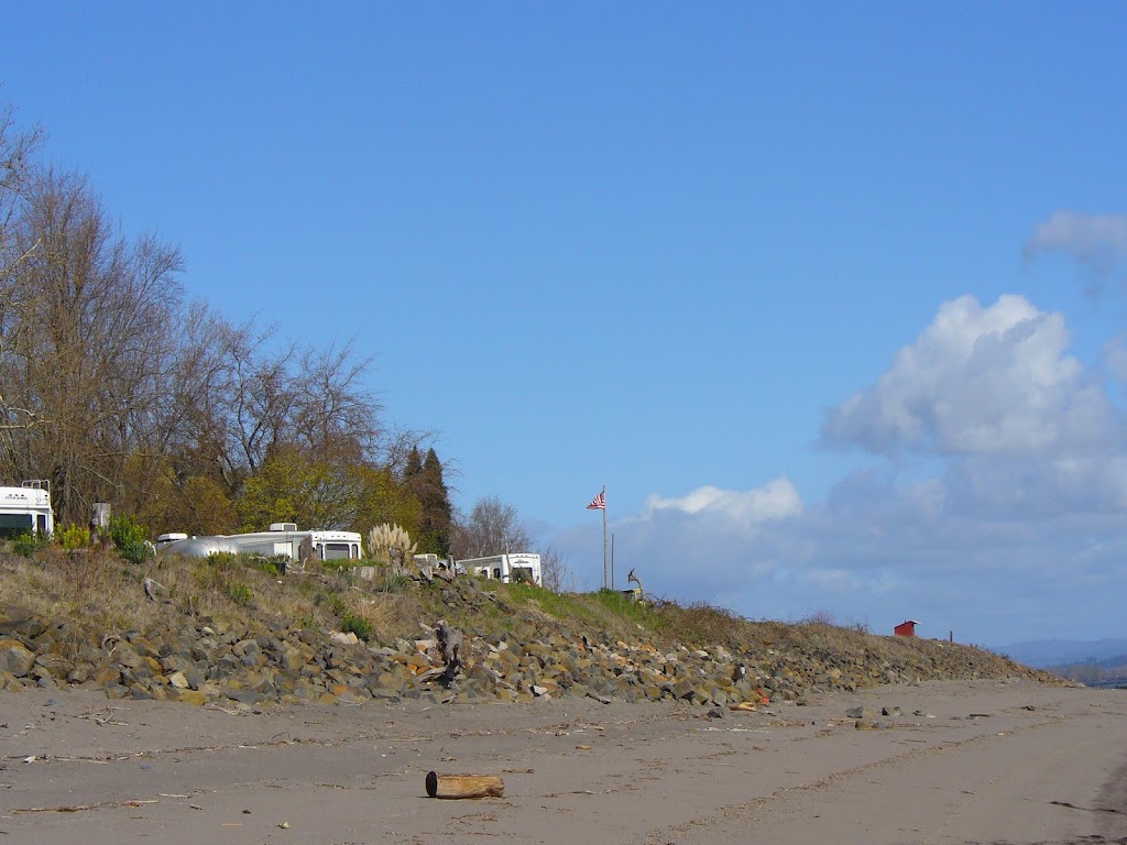Reeder Beach RV Park & Country Store | 26048 NW Reeder Rd, Portland, OR 97231, USA | Phone: (503) 621-3970