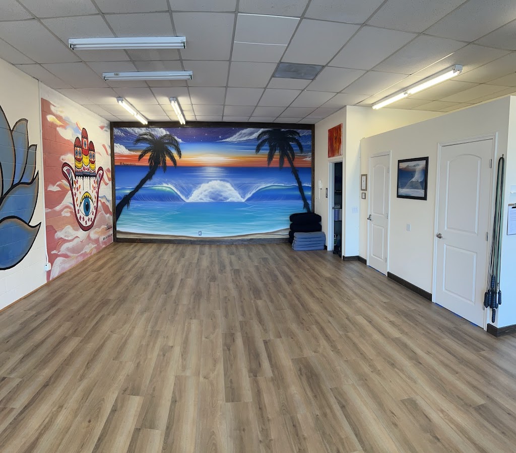 Dawn Patrol Yoga | 9510 Hamilton Ave, Huntington Beach, CA 92646, USA | Phone: (714) 698-9774