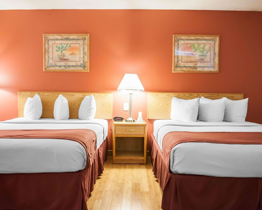 Econo Lodge Old Town | 2321 Central Ave NW, Albuquerque, NM 87104, USA | Phone: (505) 243-8475