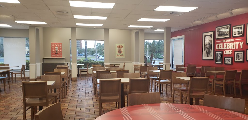 KFC | 5680 US-192, Kissimmee, FL 34746, USA | Phone: (407) 396-4545