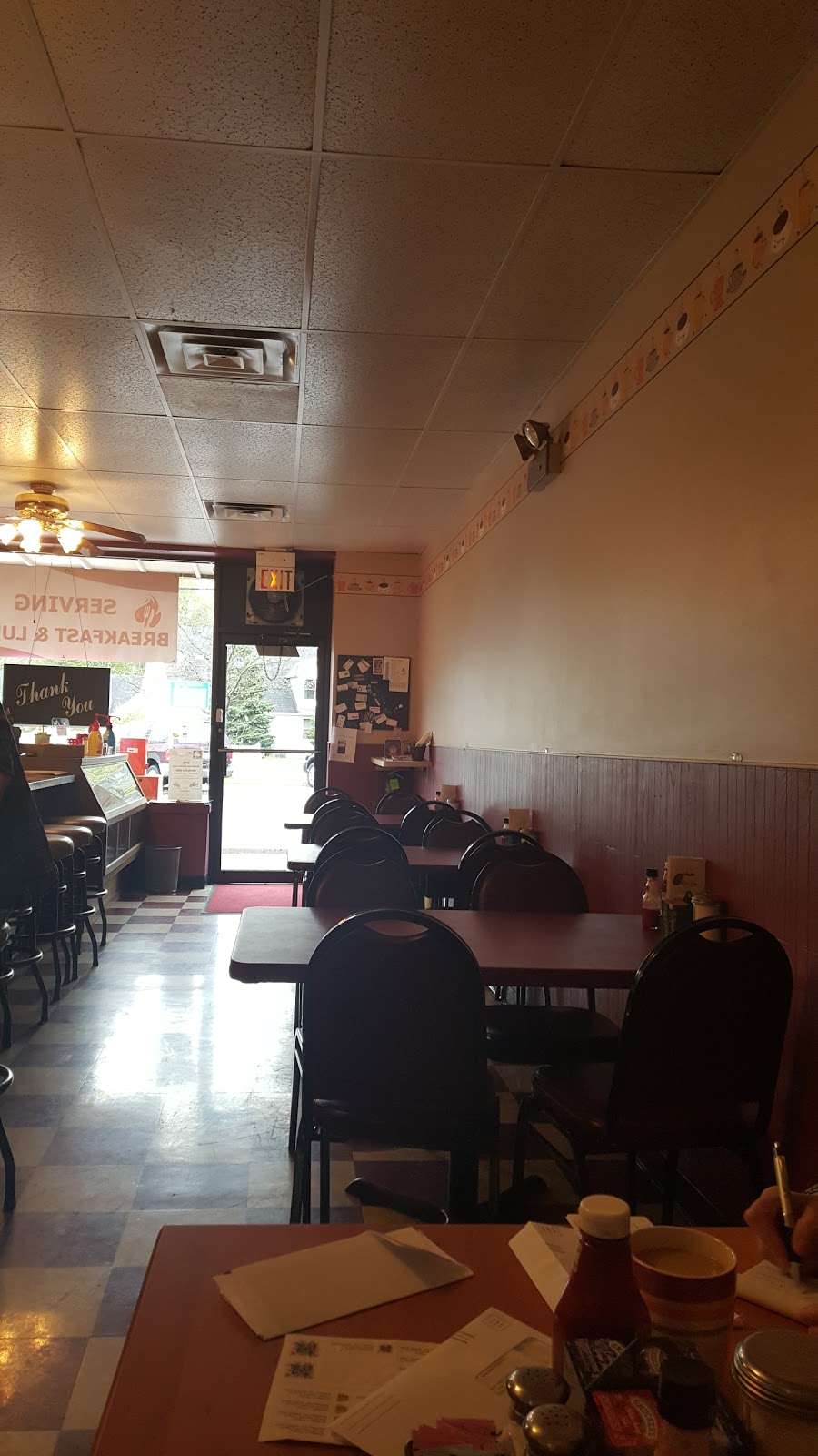 Gracies Diner & more | 35581 Lakeshore Blvd, Eastlake, OH 44095, USA | Phone: (440) 527-8559