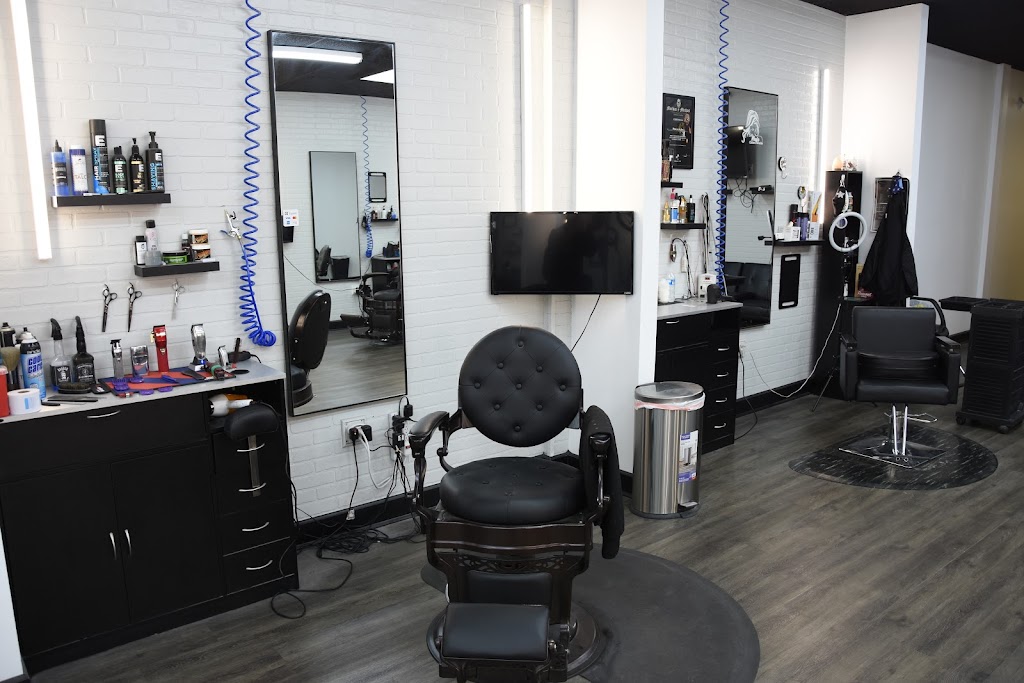 Legacy Studio Barbershop | 3611 1st St unit 630, Bradenton, FL 34208, USA | Phone: (941) 896-3658